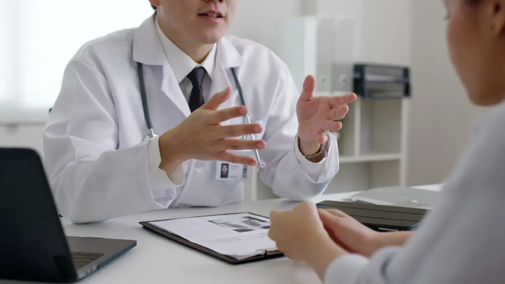 Patient seeing ENT doctor